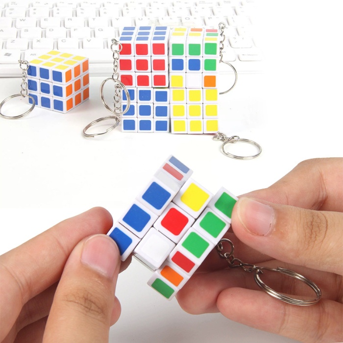 3x3 Mini Rubik’s Cube Keychain – 3.5CM Colorful Puzzle Toy for Kids – Stress Relief IQ Game Gift